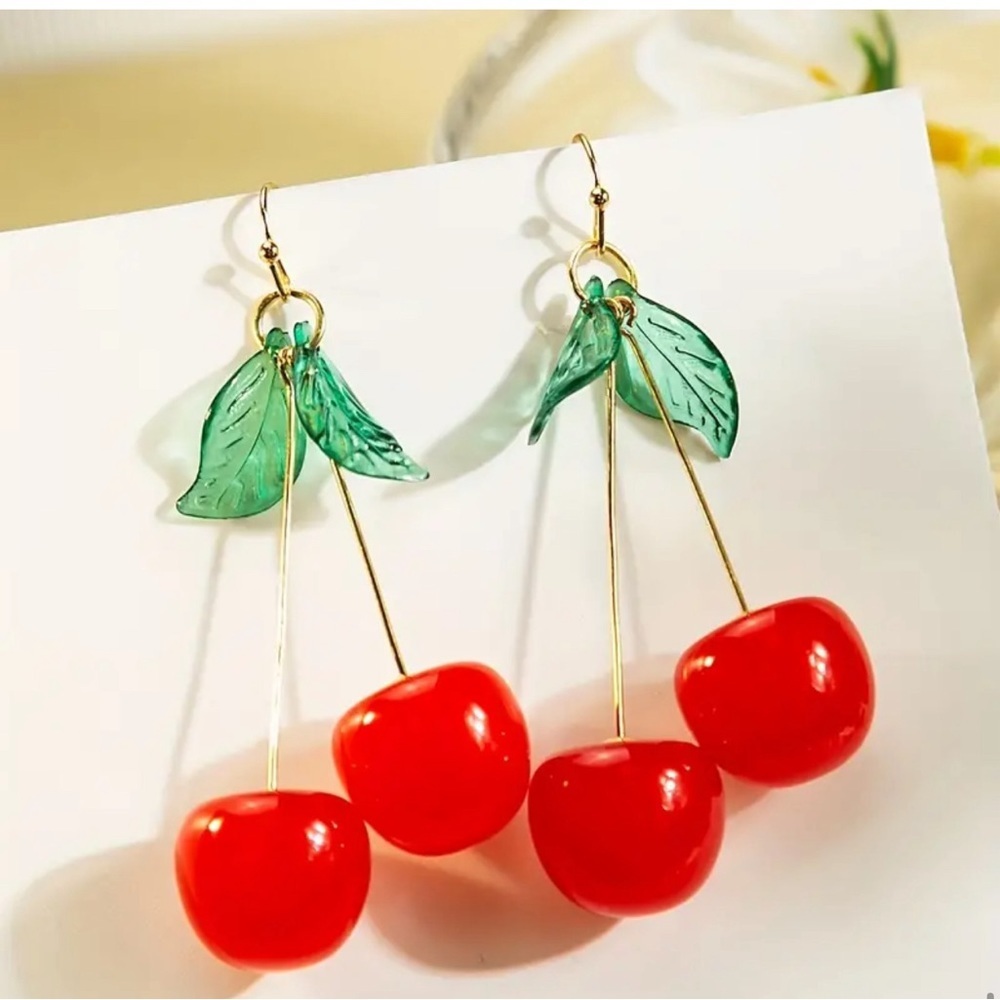 Vintage Cherry drop earrings - Picture 2 of 3